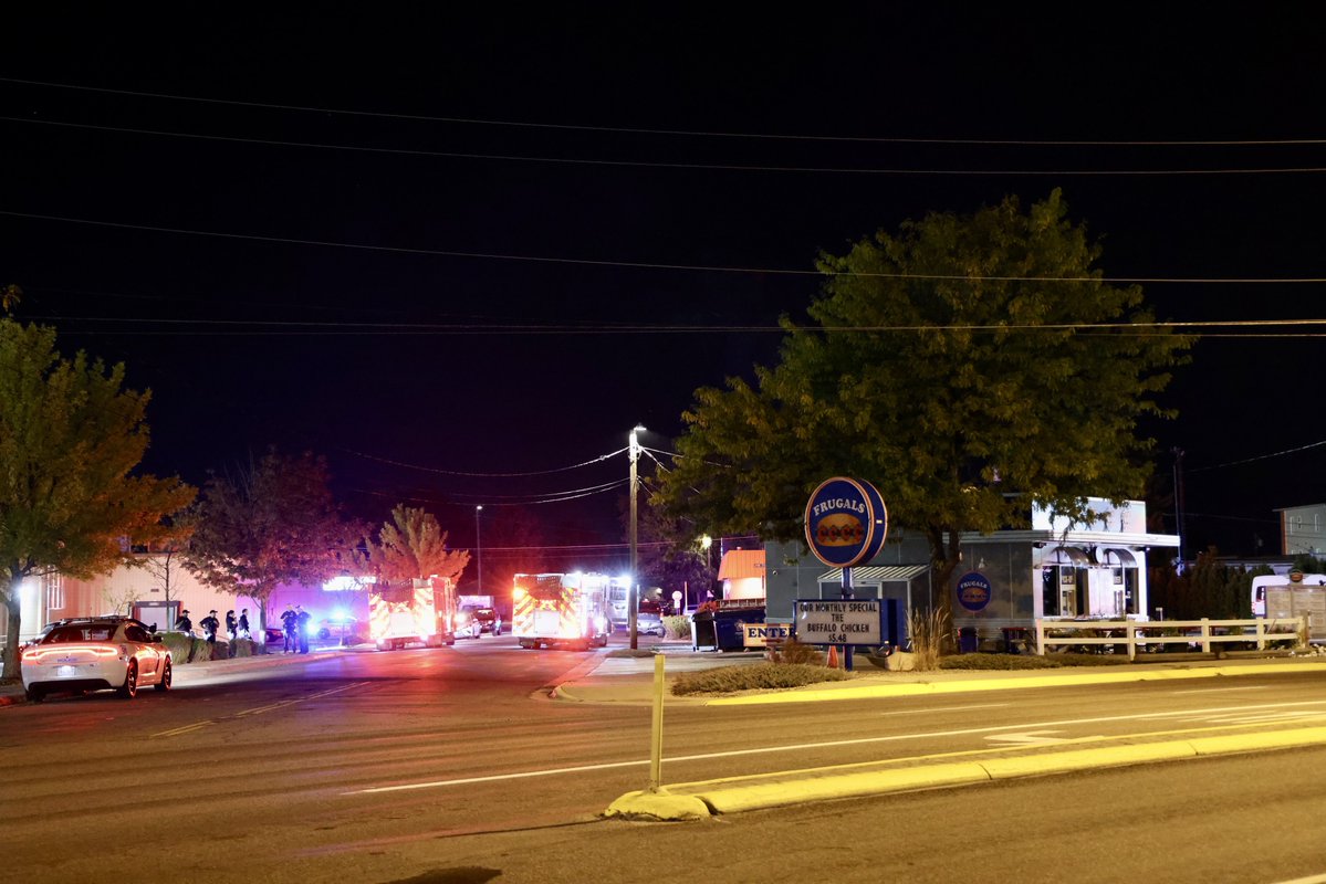 Missoula Frugal's has a gas leak this evening. Lots of emergency personnel on scene. Looks like some employees won't be able to work tomorrow.  